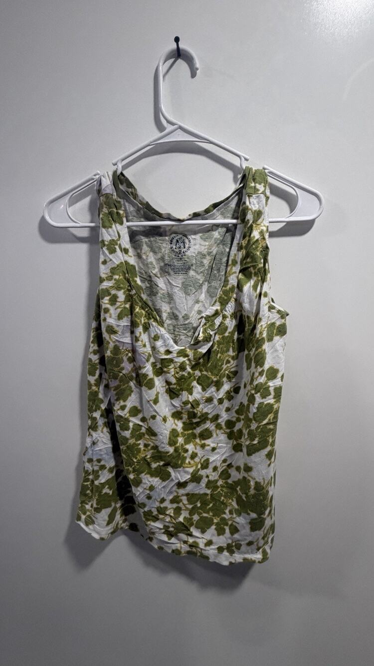 Vintage Merona Woman's Tank Top - Size Large - Clovers